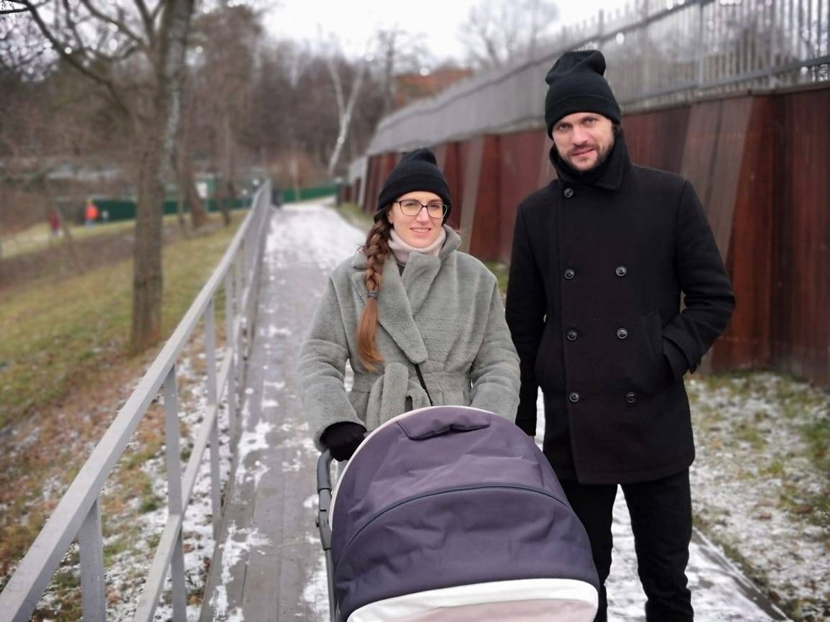 Grigoriy and Irina Mumrikovy with their daughter / Courtesy of Mumrikova