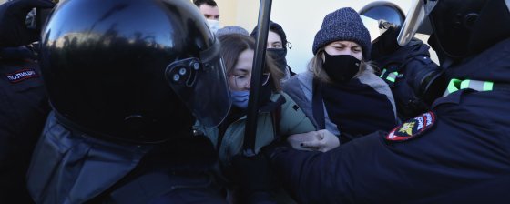 Detentions across the country: the results of protests against the war with Ukraine on February 24-27
