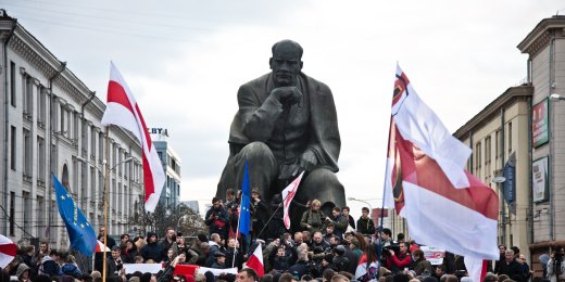 Платные митинги: технология из Беларуси