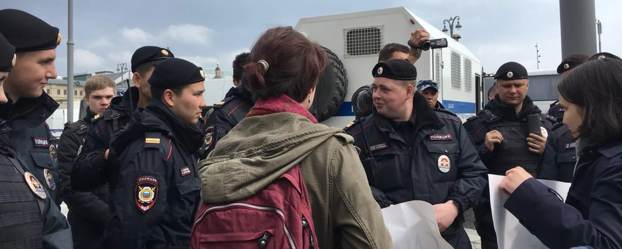 В Москве на первомайской демонстрации задержали участников колонны психоактивистов