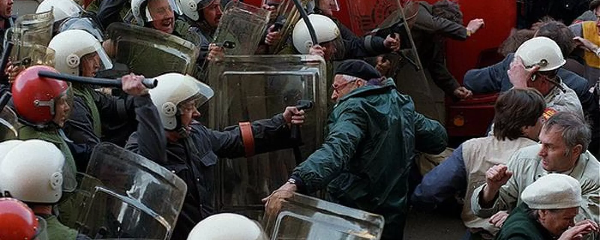 «Обяжем Молчать Оппозиционно Настроенных»