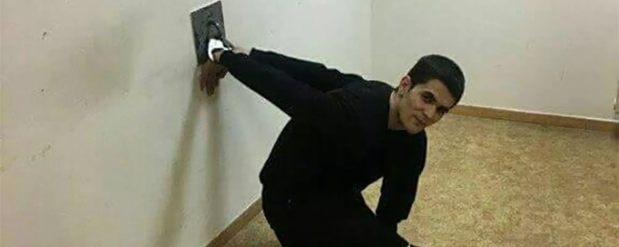 Арестованного 12 июня пять часов держали в конвойном помещении, пока шел суд по его делу