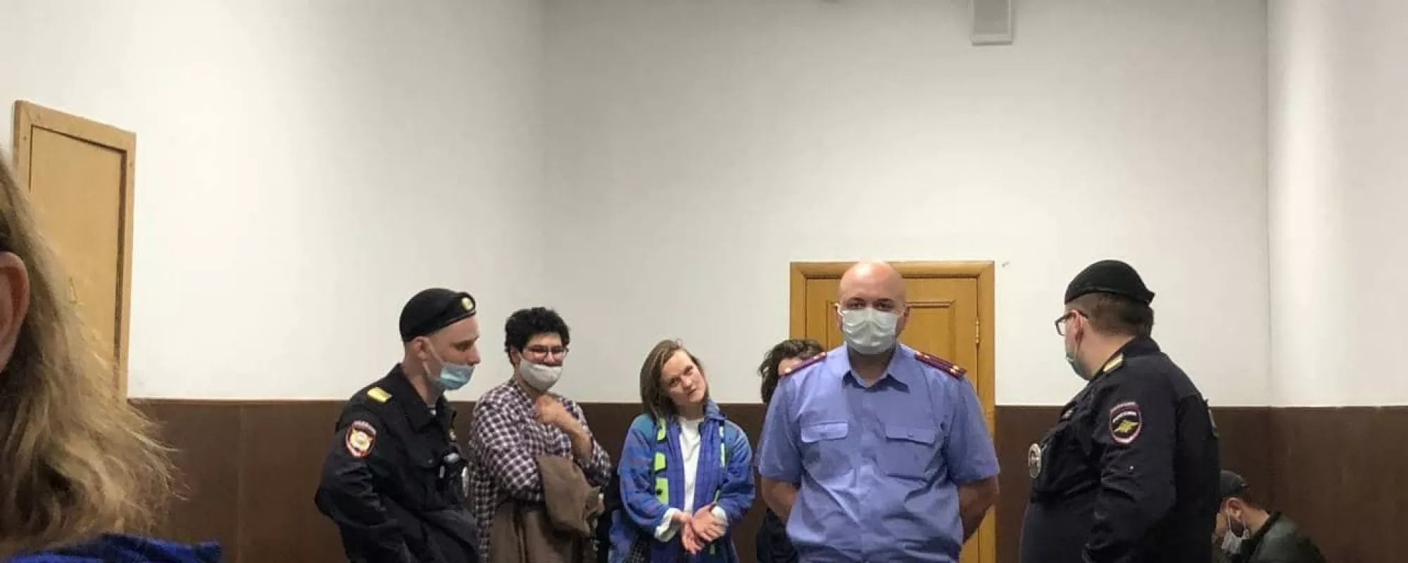 В Москве суд назначил запрет определенных действий редакторам студенческого журнала DOXA