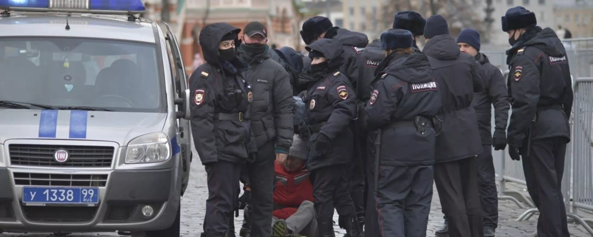 Московскому активисту назначили 7 суток ареста после задержания на Красной площади