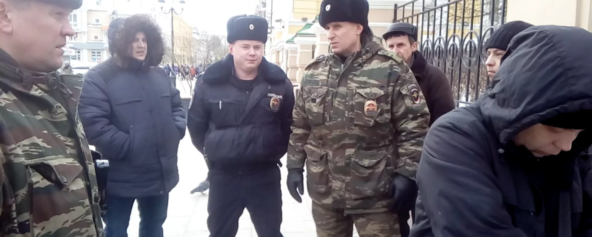 В Нижнем Новгороде активистов задержали из-за участия в марше памяти Немцова