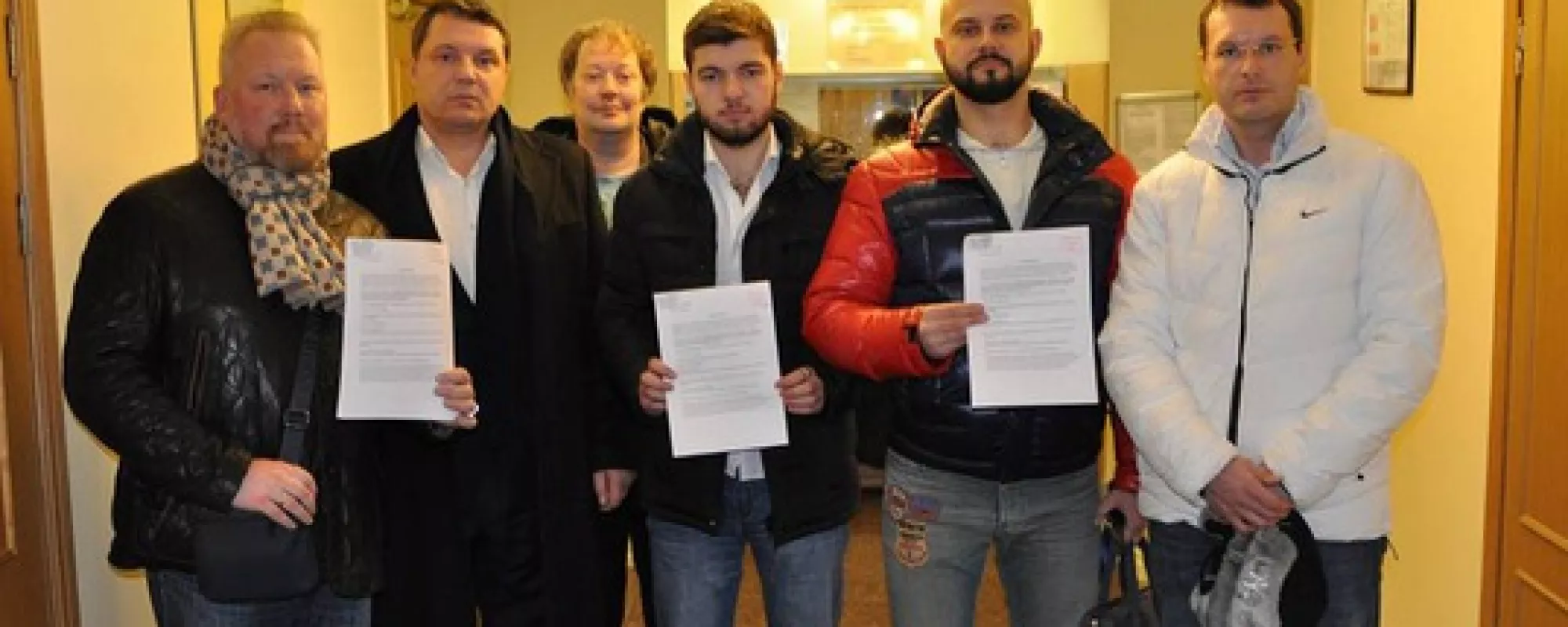 В Москве у здания мэрии задержали трех одиночных пикетчиков