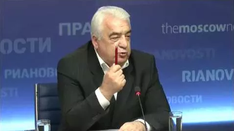 Хизри Алдамов / Кадр из видео <a href=”https://youtu.be/XEfl5olTbB8”>«Х. Алдамов выступил с обвинениями адрес властей Грузии»</a> на YouTube