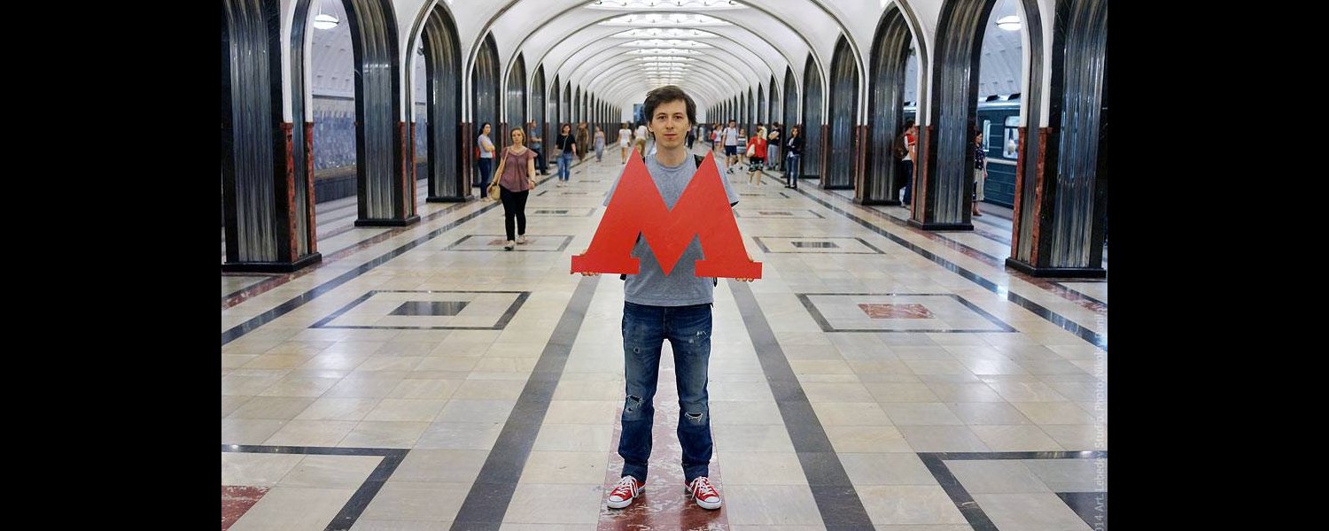 «А зачем убегал?»: автору логотипа московского метро сломали ногу перед акцией у мэрии