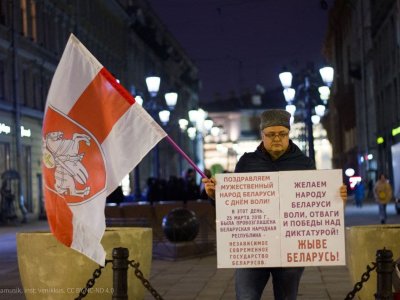 Владимир Шипицын в пикете 25 марта / фото: телеграм-канал ПЬЯТNIЦА