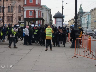      Списки задержанных в связи с акциями против войны с Украиной 8 марта 2022 года
    