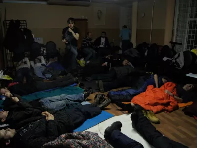  ГПЗ бережет от КПЗ: как в Петербурге помогают задержанным на митингах 
