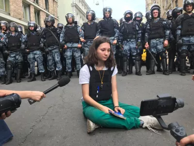 На троих участников «Бессрочного протеста» завели уголовное дело за акцию: что известно 