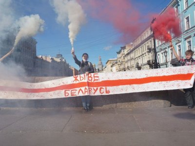 Акция на Казанском мосту / Фото: телеграм-канал ПЬЯТNIЦА