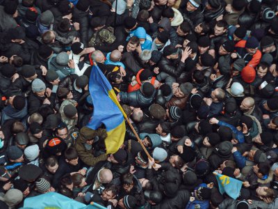      The strangling of Crimea
    