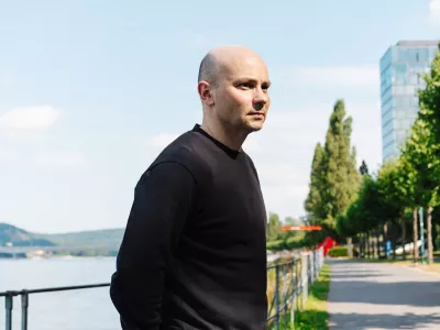  «Ощущение прыгнувшего на тебя мира». Интервью с политиком и бывшим политзаключенным Андреем Пивоваровым 