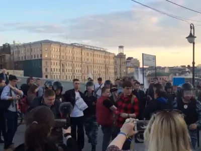  Задержания на Болотной площади в четвертую годовщину событий 6 мая 
