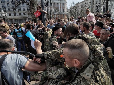 Как избитые казаками демонстранты добиваются возбуждения уголовных дел