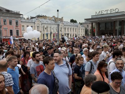      Координатор юрпомощи ОВД-Инфо Алла Фролова о действиях полиции на марше 12 июня
    