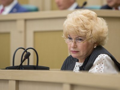 Сенатор Людмила Нарусова: «Электрошок не убьет наши идеи — ярче не скажешь»