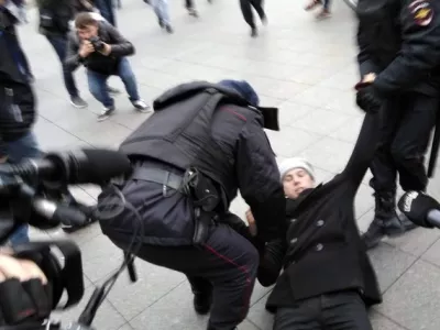  Акция в поддержку фигурантов дел «Сети» и «Нового величия». Онлайн 