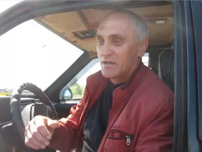  На правозащитника завели уголовное дело. Он арестован на два месяца 