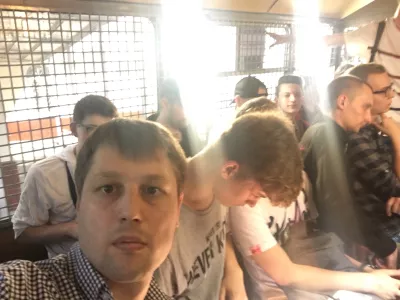  Обстоятельства травмы плеча: о задержании на «Он нам не царь» 