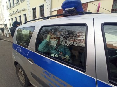 Задержанная Наталья Салтыкова в полицейской машине / Фото: Никита Иноземцев