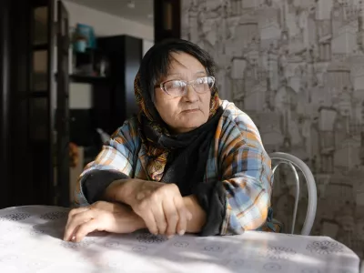  70-летнюю Анастасию Гордиенко осудили на 1,5 года условно за антивоенные комментарии. Брат ее мужа выступил в суде свидетелем обвинения 