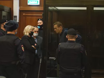  Суд отправил Алексея Навального в колонию. Итоги акций протеста 2 февраля 