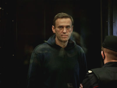 Увольнения за Навального: кого затронули и что можно сделать