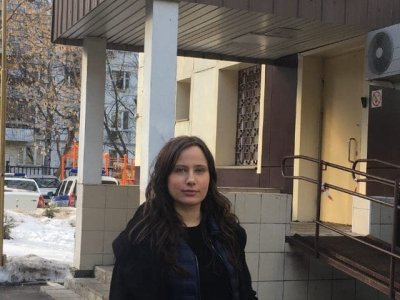 Елена Янчук на выходе из полиции / Фото предоставлено ей самой