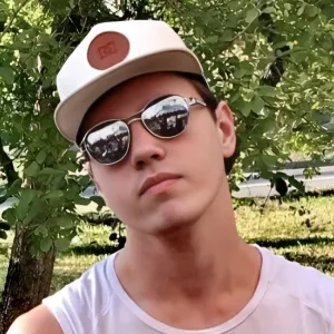 Петраускас Андрей Вадимович