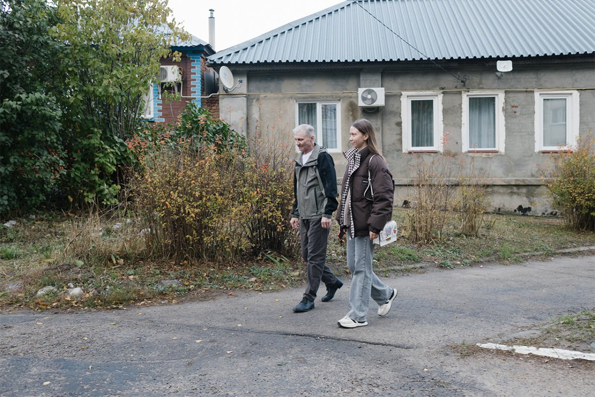 Алексей и Маша Москалевы в Ефремове, на следующий день после освобождения Алексея из колонии, 16 октября 2024 года / Фото: ОВД-Инфо